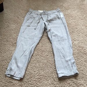 Old Navy Linen Drawstring Capris